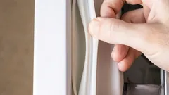 Tesniaca guma chladničky bude ako nová: zapamätajte si 2 lacné spôsoby jej obnovenia